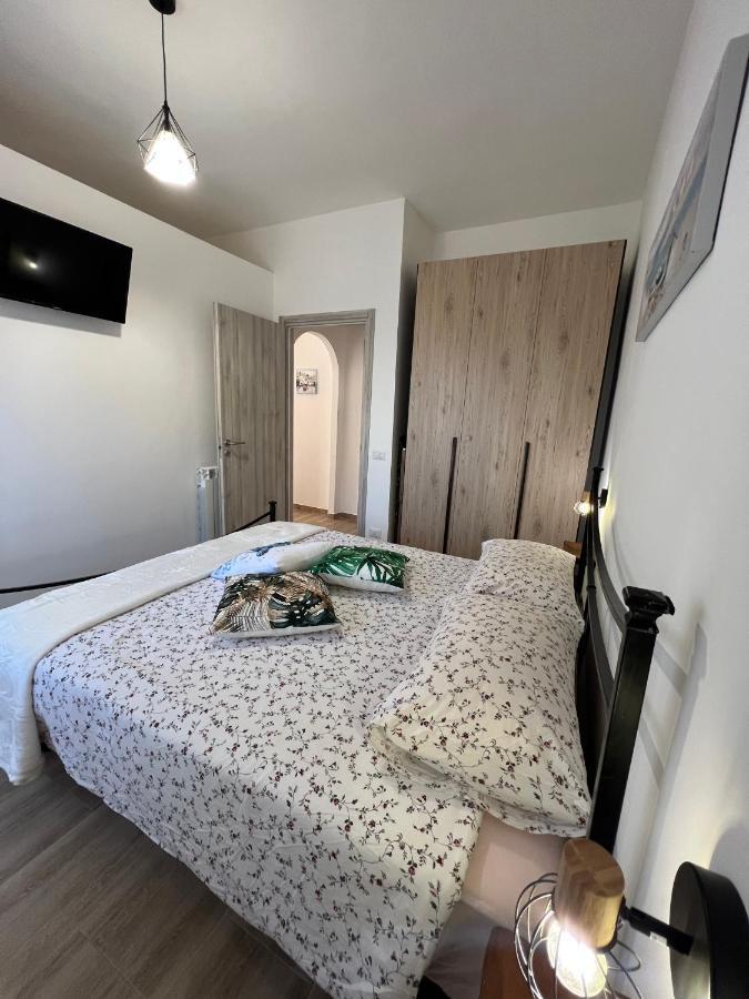 Waikiki House Apartman Passoscuro Kültér fotó